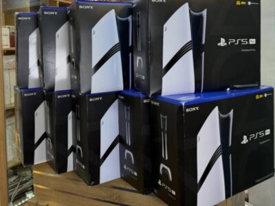 Sony PlayStation PS5 Pro e Sony PS5 Slim Consoles
