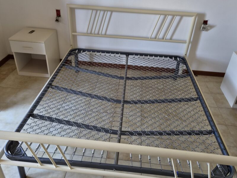 Sistema letto matrimoniale