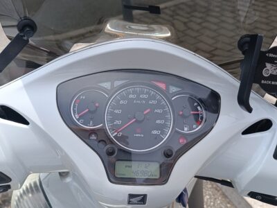 Honda SH 300i 2009 – 47.000 km – gomme nuove